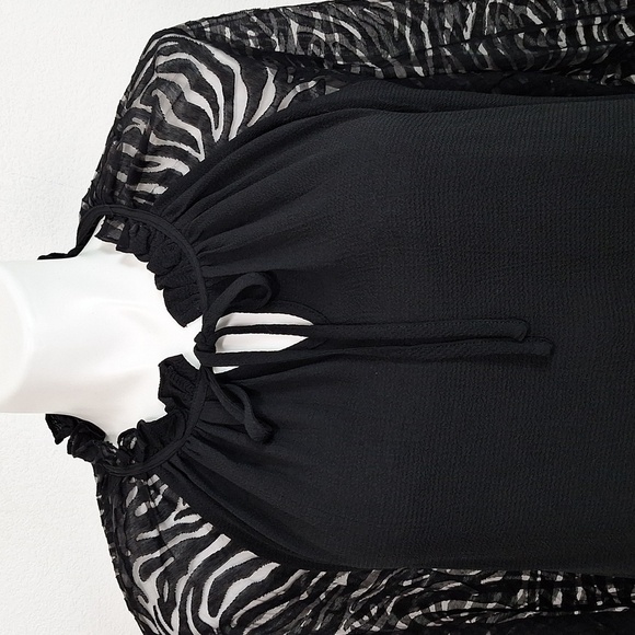 GiGiO USA Black Romantic Whimsigoth Sheer Zebra Balloon Sleeve Blouse Size M - Picture 2 of 10